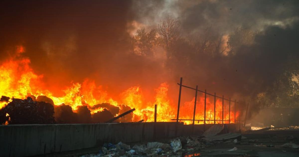 In the temporarily occupied Crimea, a fire allegedly broke out in a Russian barracks where the Russian army was stationed —  Russian propaganda media