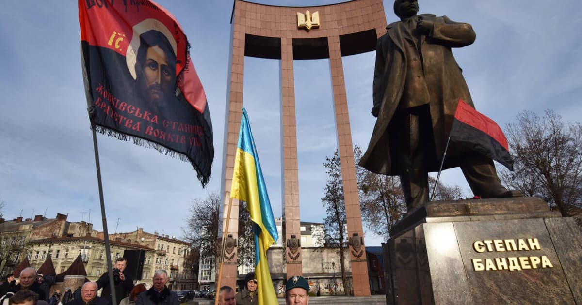 Прем'єр Польщі Матеуш Моравецький обговорить з Шмигалем «проблему героїзації Бандери»