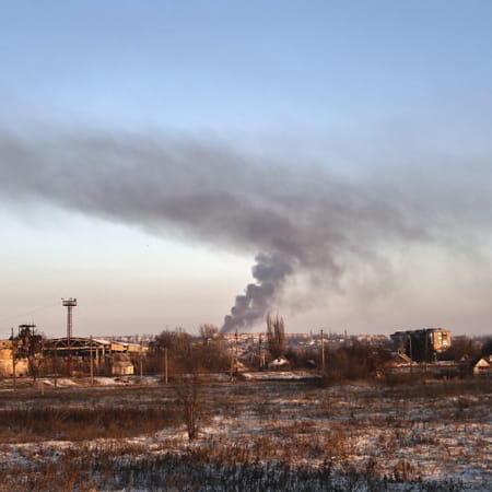 Російська армія продовжує наступ в районі Соледара, а також намагається оточити Бахмут на Донеччині —Міноборони