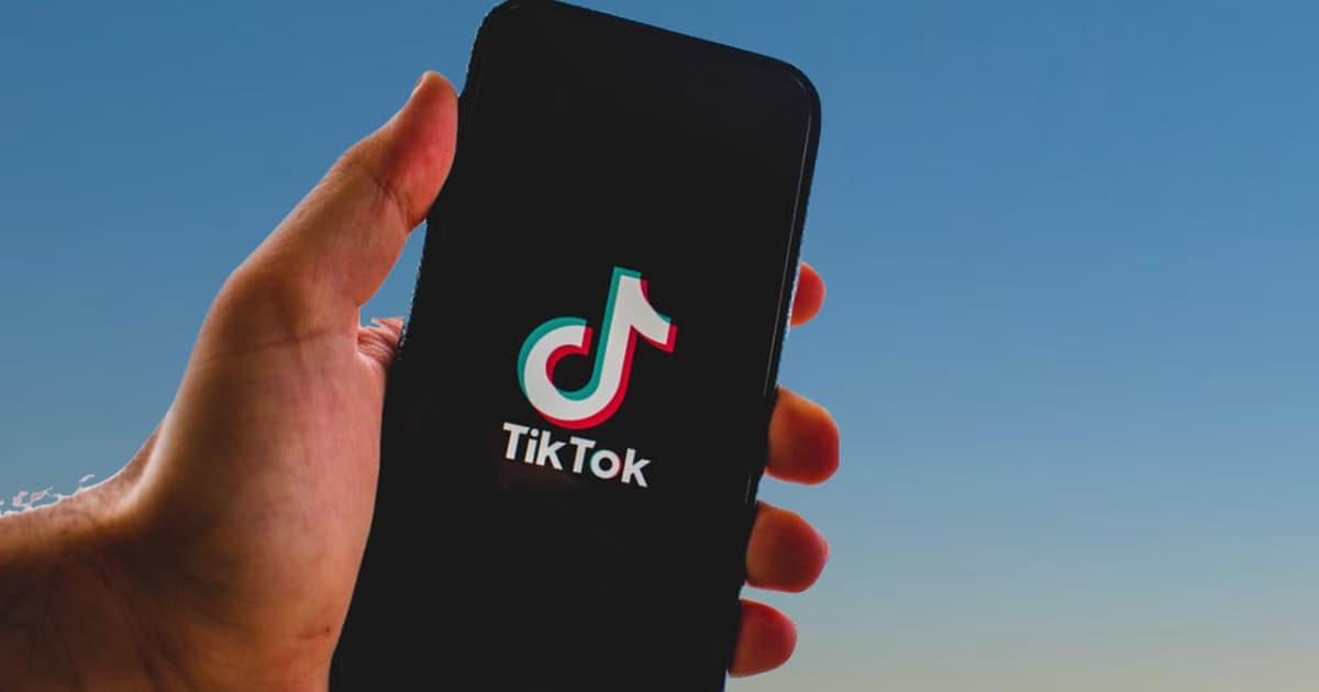 Уряди західних країн переймаються, що TikTok може «викрадати» дані держслужбовців та передавати їх Китаю