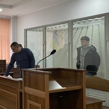 Двом підозрюваним у справі про так звані «п'яні вечірки» продовжили термін перебування під вартою