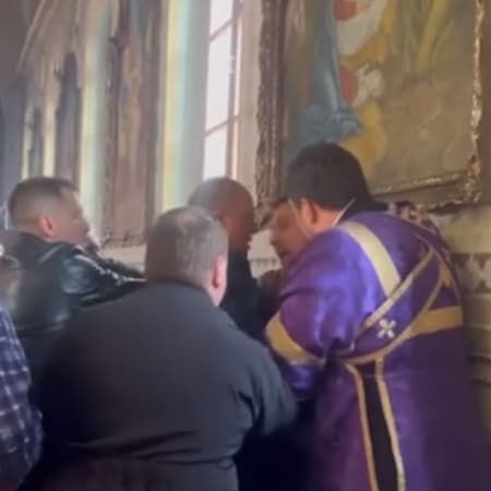 Священослужитель УПЦ (МП) напав на військовослужбовця Артура Ананьєва