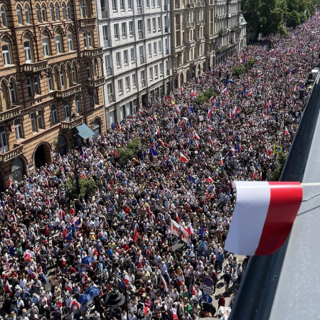 4 червня у Польщі пройшов антиурядовий протест