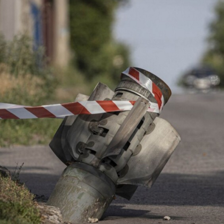 Russian army shells volunteers in Kherson