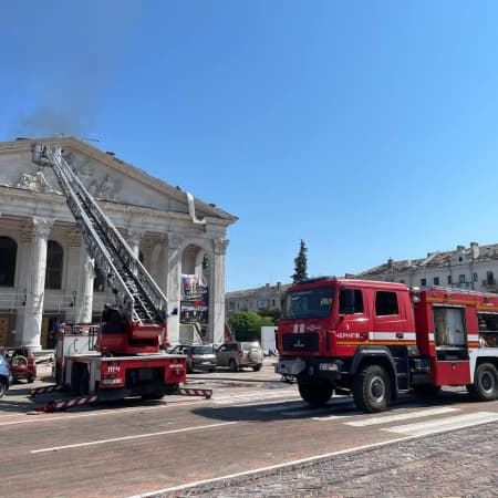 Russians strike the centre of Chernihiv