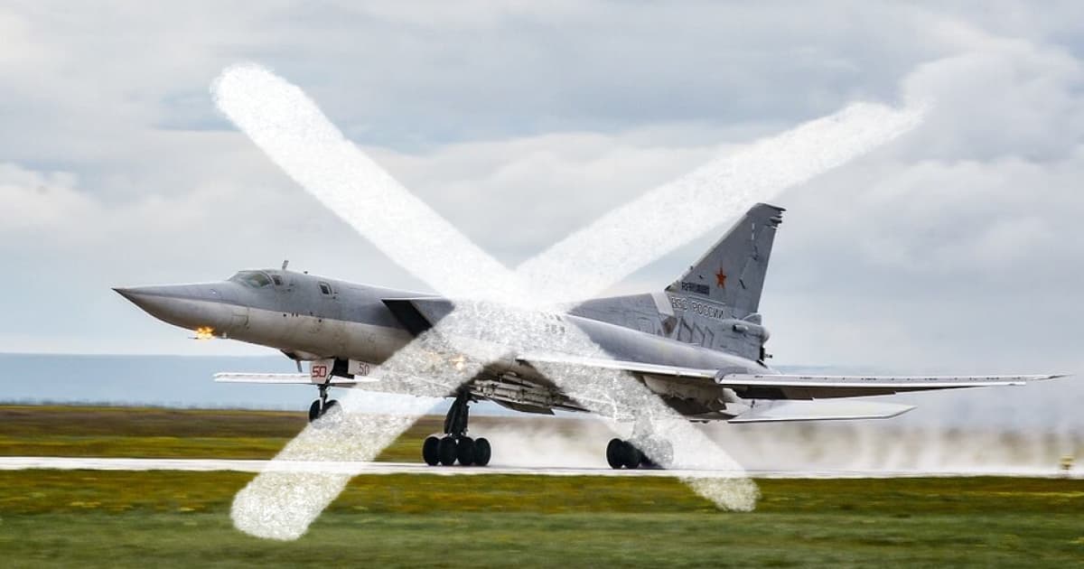 Kyrylo Budanov: Two Tu-22s were destroyed as a result of strikes on Shaikovka and Soltsy airfields