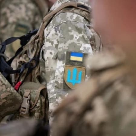 Журналіст Михайло Ткач та нардепка Анастасія Радіна відповіли Міністру оборони Резнікову на запропоноване парі щодо розслідування про літні куртки для ЗСУ