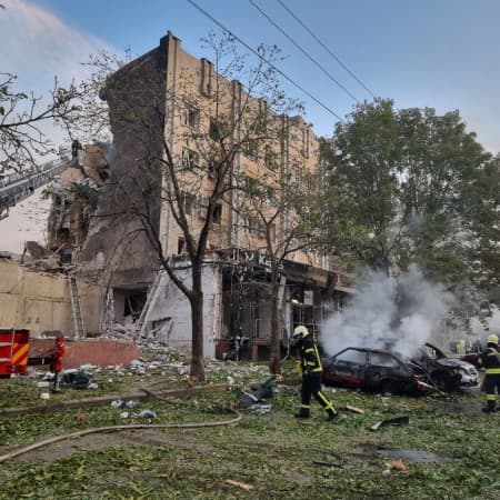 У ніч на 21 вересня росіяни здійснили масований ракетний обстріл. Є постраждалі