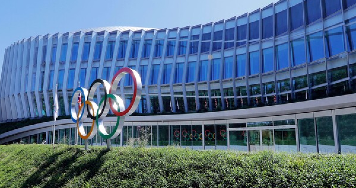 IOC temporarily suspends Russian Olympic Committee for including sports organisations from temporarily occupied territories of Ukraine as its members