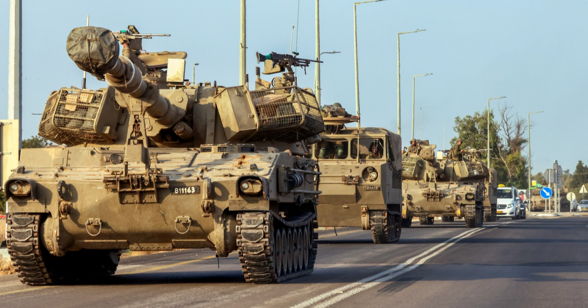 First Israeli troops enter the Gaza Strip