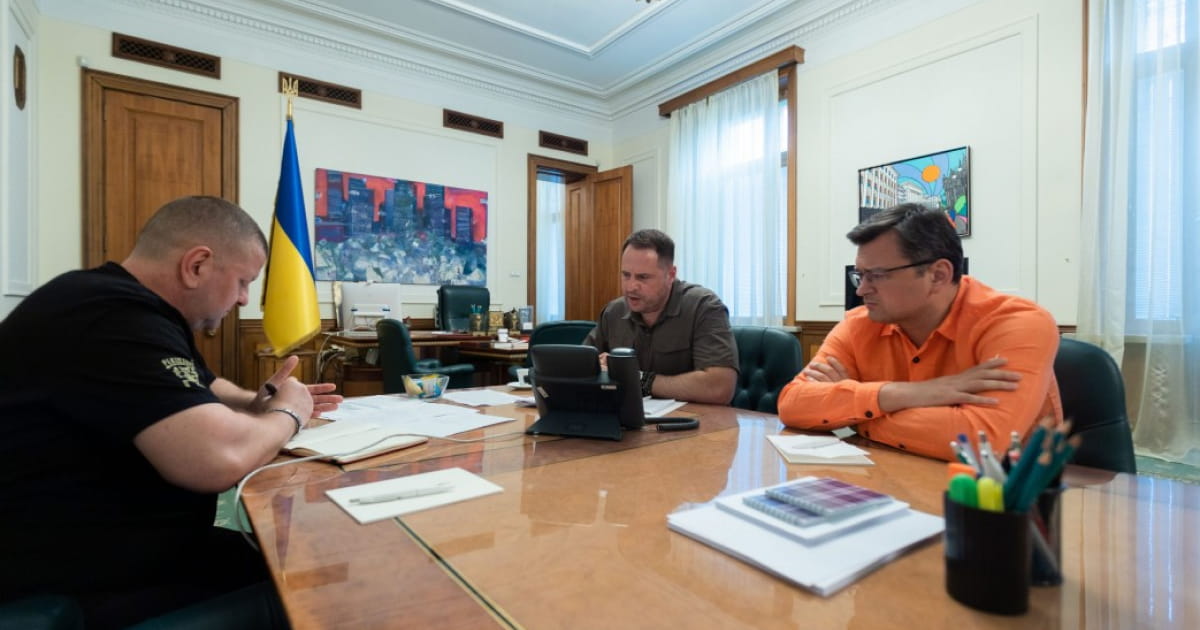 Залужний, Кулеба та Єрмак провели розмову зі своїми американськими колегами