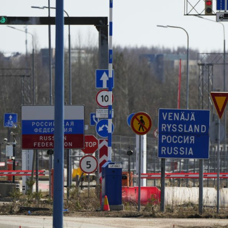 Finland closes checkpoints on the border with Russia. Norway and Estonia are ready to do the same