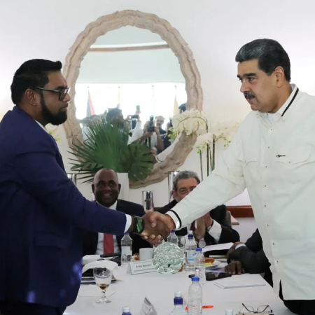 Venezuela and Guyana agree to avoid the use of force against each other