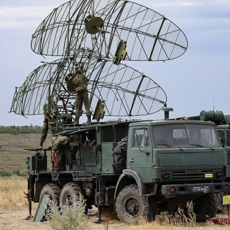 Росіяни використовують радіолокаційний захист, щоб приховати об'єкти від наведення ракет у Херсоні — британська розвідка