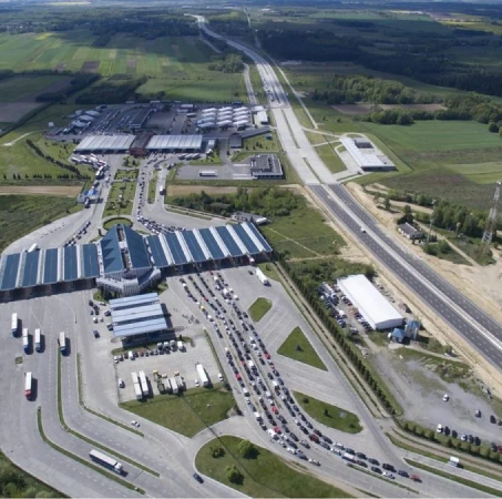 Polish farmers block the last open checkpoint for trucks at the Krakovets — Korczowa border with Ukraine