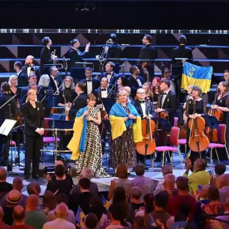 The Ukrainian Freedom Orchestra's performance in London caused "tears and roars of delight" in the entire hall