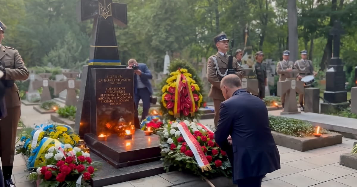 Президент Польщі вшанував пам‘ять полеглих військових УНР у боях із більшовиками