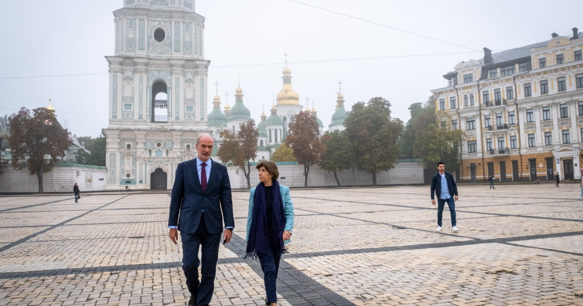 До Києва прибула очільниця Міністерства закордонних справ Франції Катрін Колонна