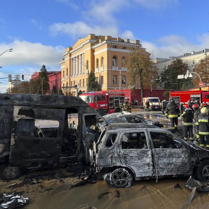 У Києві ракети влучили у Шевченківському, Святошинському, Голосіївському та Деснянському районах