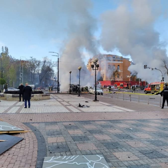 Western politicians reacted to the large-scale shelling of Ukraine