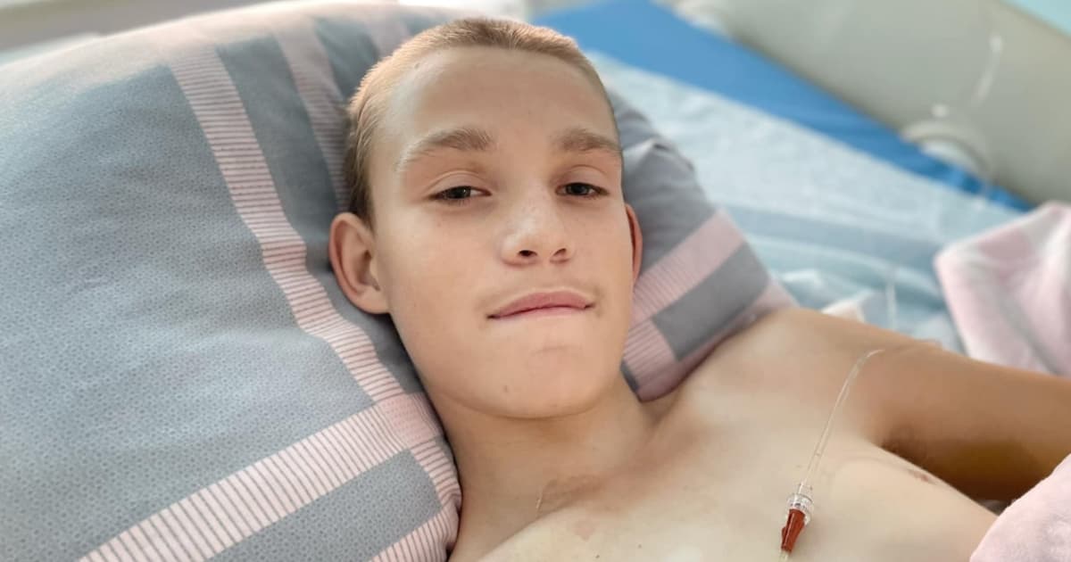 Doctors saved the life of 14-year-old Vlad from Lyman, hit by the collapsed ceiling of the house after the shelling, - the First Medical Association of Lviv