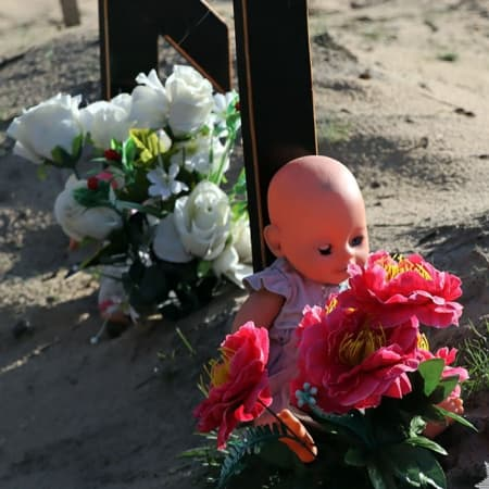 The bodies of five murdered children were exhumed in de-occupied Lyman