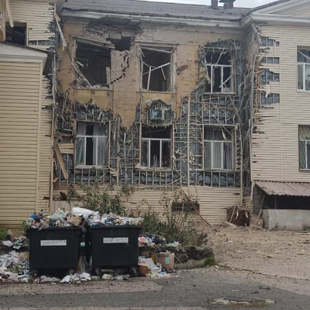 The Russians shelled the multidisciplinary intensive care hospital in Bakhmut