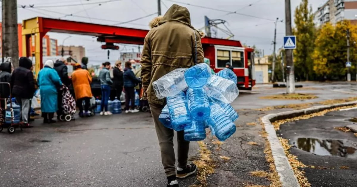 Russians deliberately blew up water pipeline to Mykolaiv and won't let repair crews in — BBC investigation