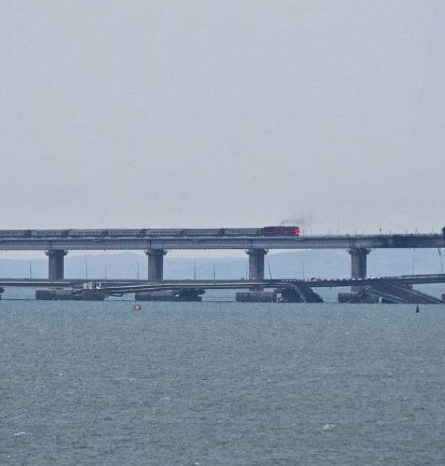 The trucks' passage on the Crimean Bridge will not be restored before December — Ministry of Transport of the Russian Federation