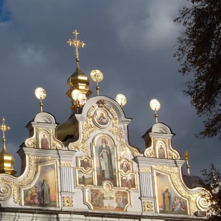 Мінкульт відреагував на відео, де парафіяни Києво-Печерської Лаври моляться за Росію