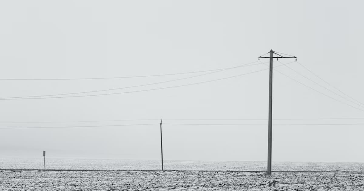 As a result of Russian missile strikes on November 23, many regions of Ukraine have no electricity, but electricians continue to restore the infrastructure