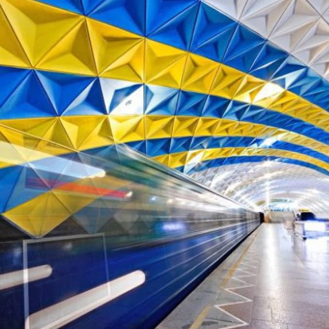 У Харкові відновлює роботу електротранспорт і працює метрополітен