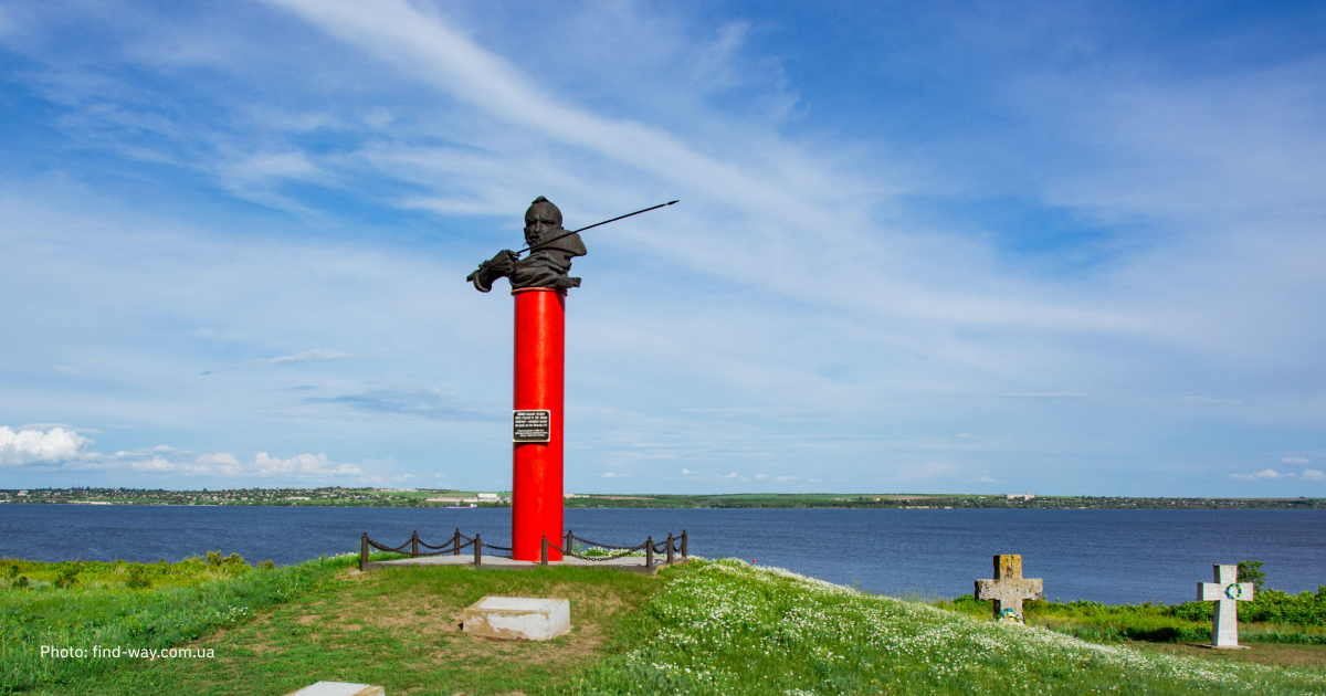 Russian troops attack a monument of national importance to Ukraine, Kamianska Sich, with bombs